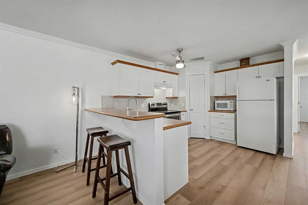 Picture for 1409 Strathcona Way 