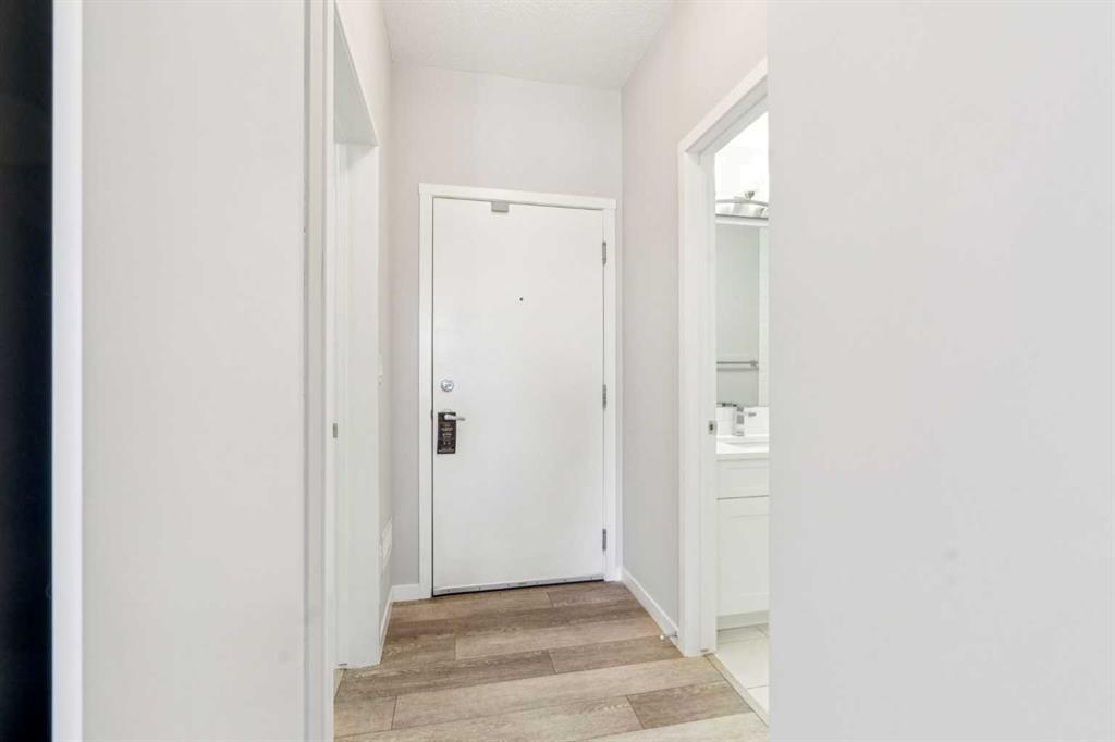 Picture for 407, 370 Harvest Hills Common NE