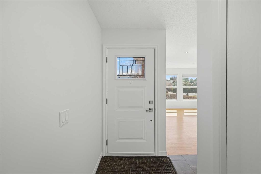Picture for 92 Whitlock Close NE