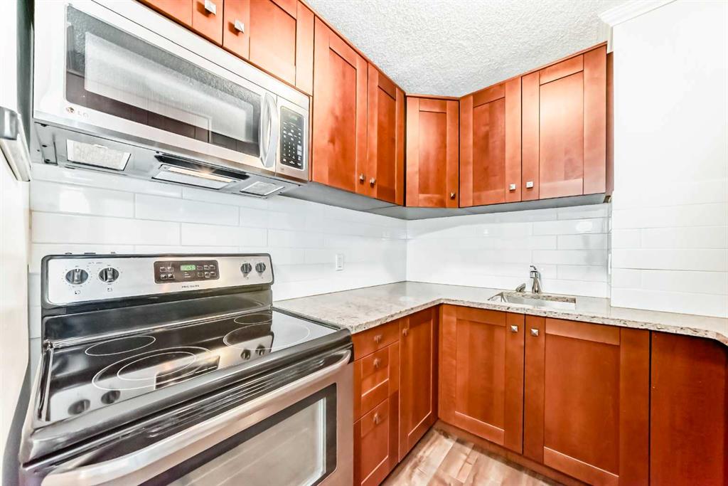 Picture for 202, 1720 13 Street SW