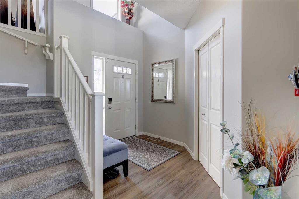 Picture for 143 Cougarstone Court SW