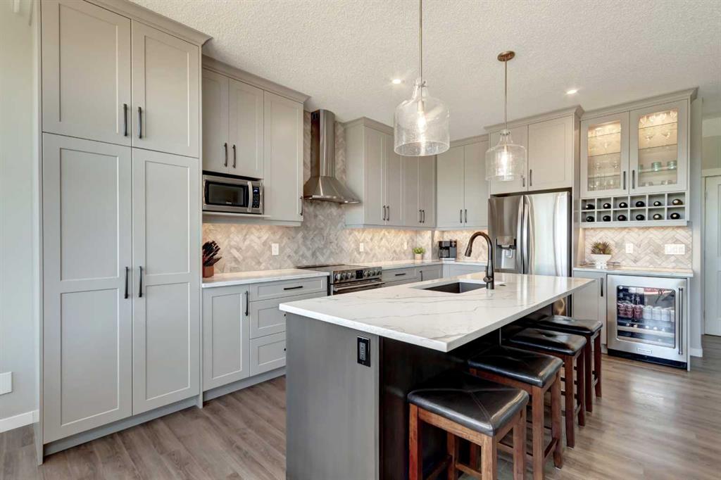 Picture for 143 Cougarstone Court SW