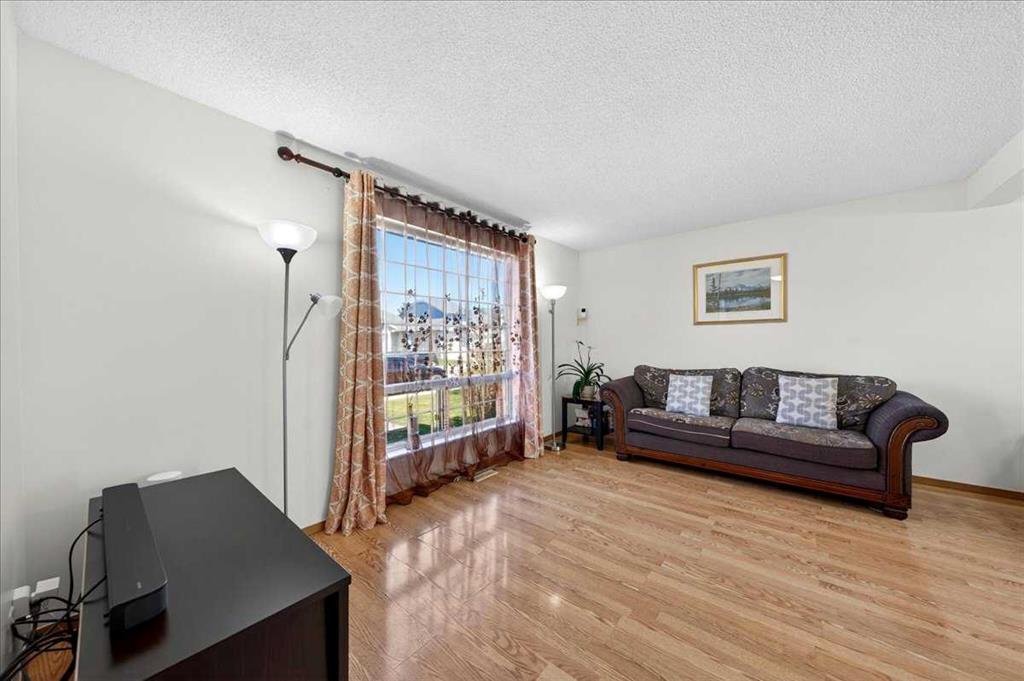 Picture for 124 Martinwood Court NE
