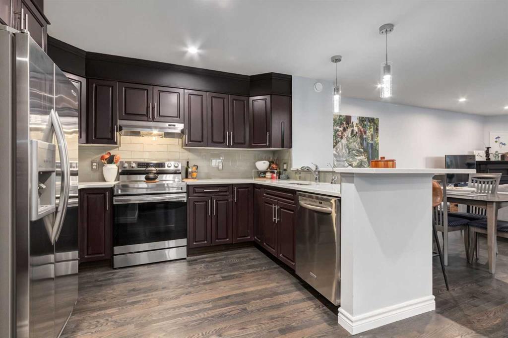Picture for 2, 2013 24 Street SW