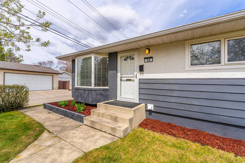 Picture for 54 Atlanta Crescent SE
