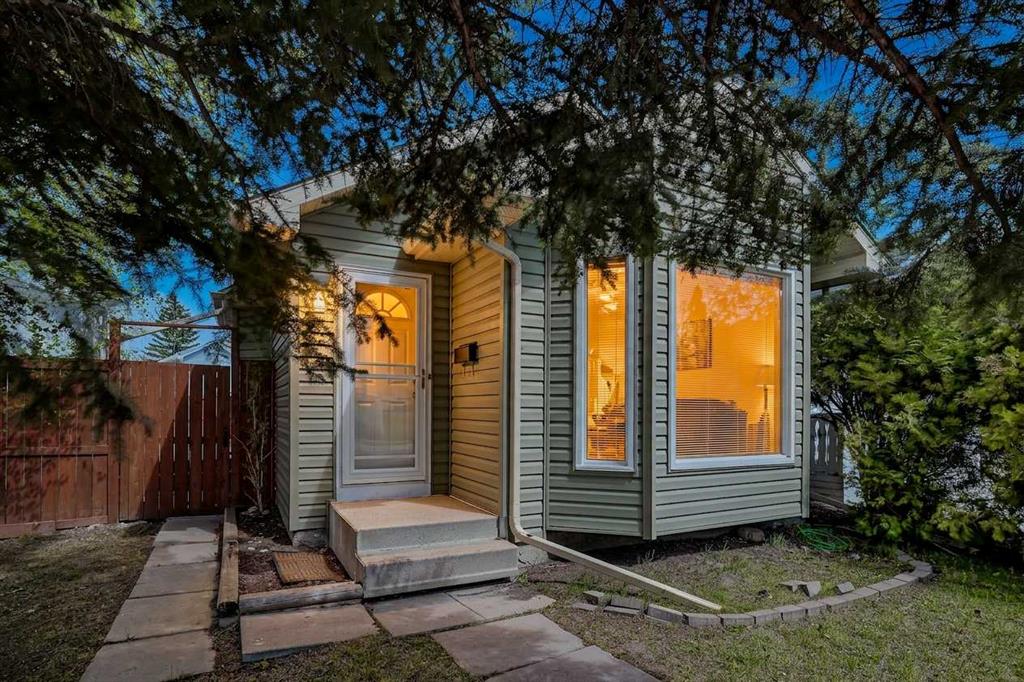 Picture for 18 Martinview Crescent NE