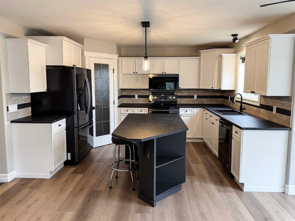 Picture for 32 Carriere Crescent 