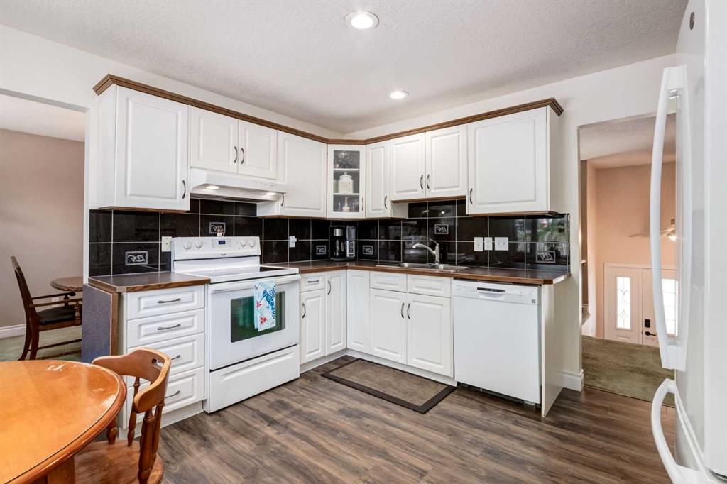 Picture for 216 Cannington Place SW