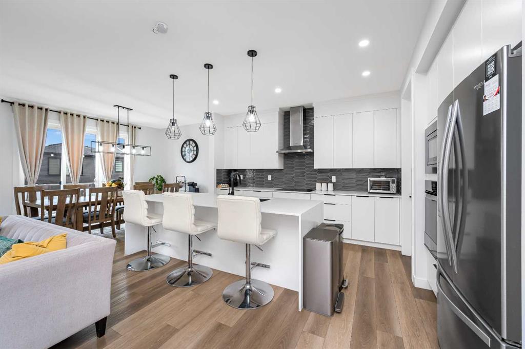 Picture for 346 Edith Road NW