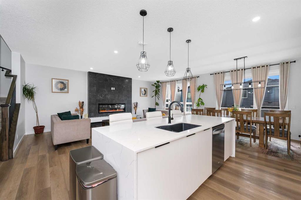 Picture for 346 Edith Road NW