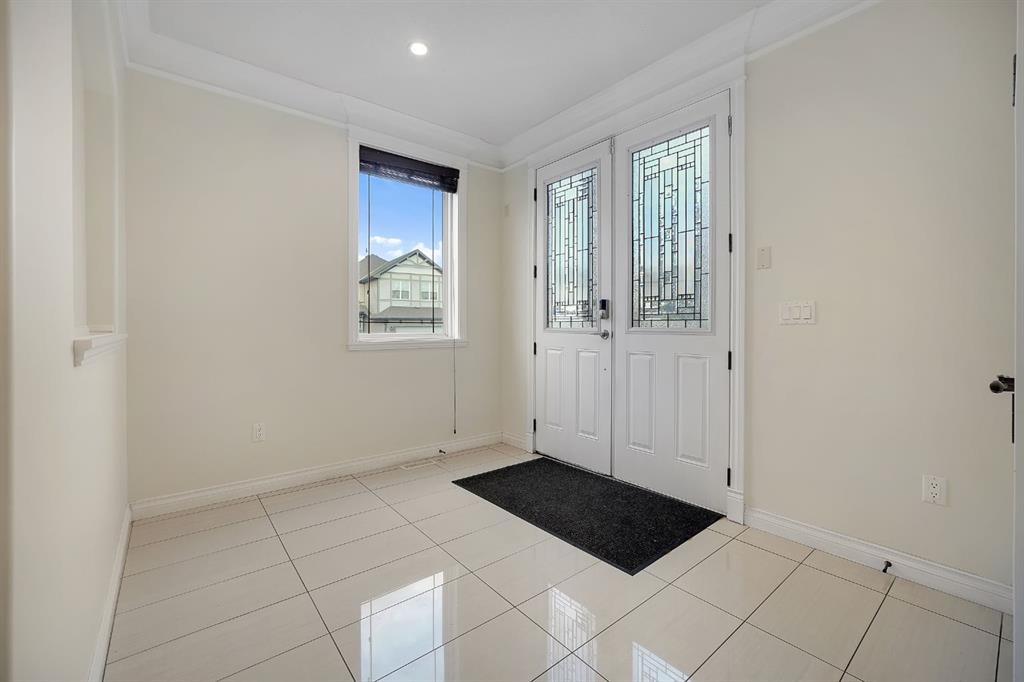 Picture for 40 Baywater Court SW