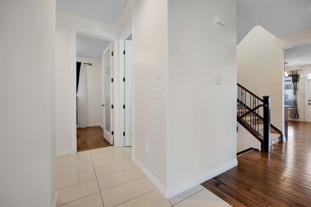 Picture for 40 Baywater Court SW