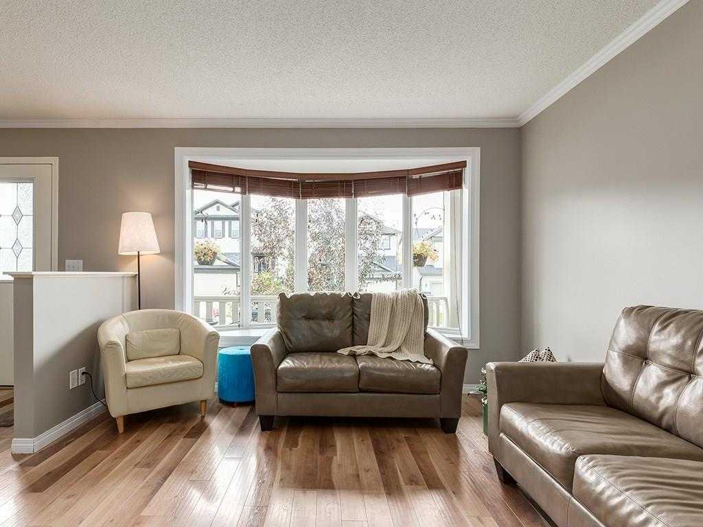 Picture for 50 Bridlecrest Gardens SW
