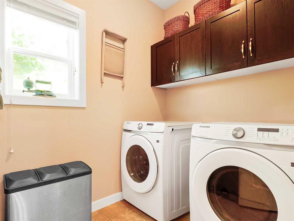 Picture for 50 Elgin Meadows Green SE https://www.cirrealty.ca/reb/creb/95/A2266095_20.jpg