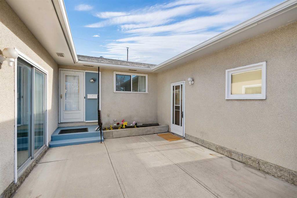 Picture for 228 Queensland Drive SE