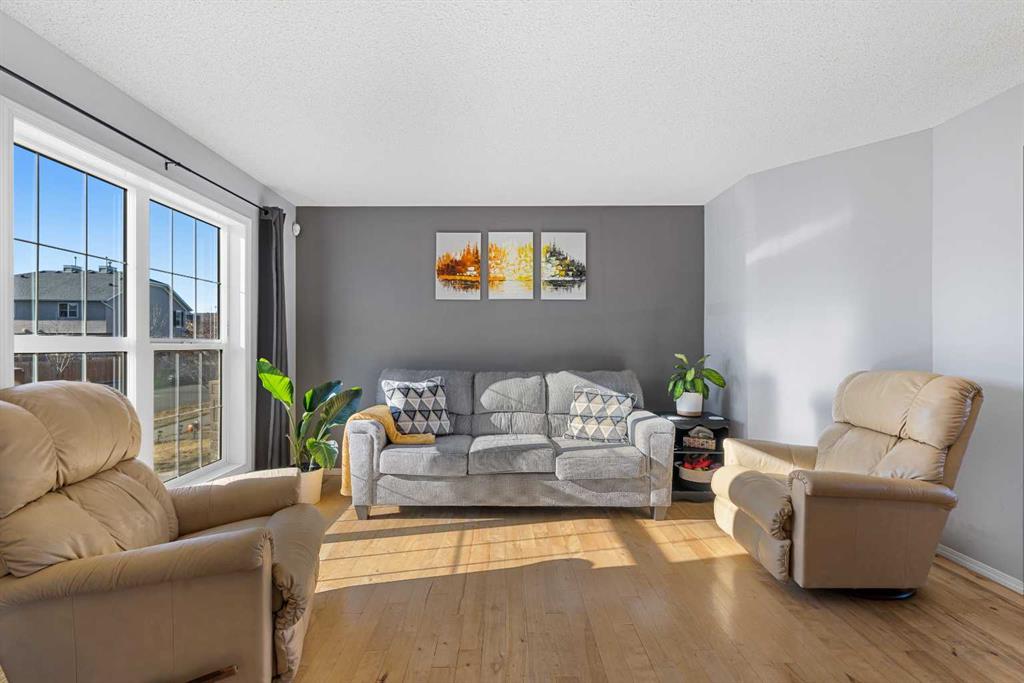 Picture for 208 Elgin Meadows View SE