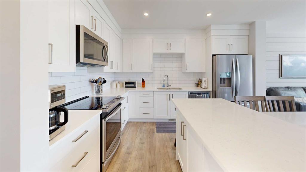 Picture for 102 Drake Landing Wynd 