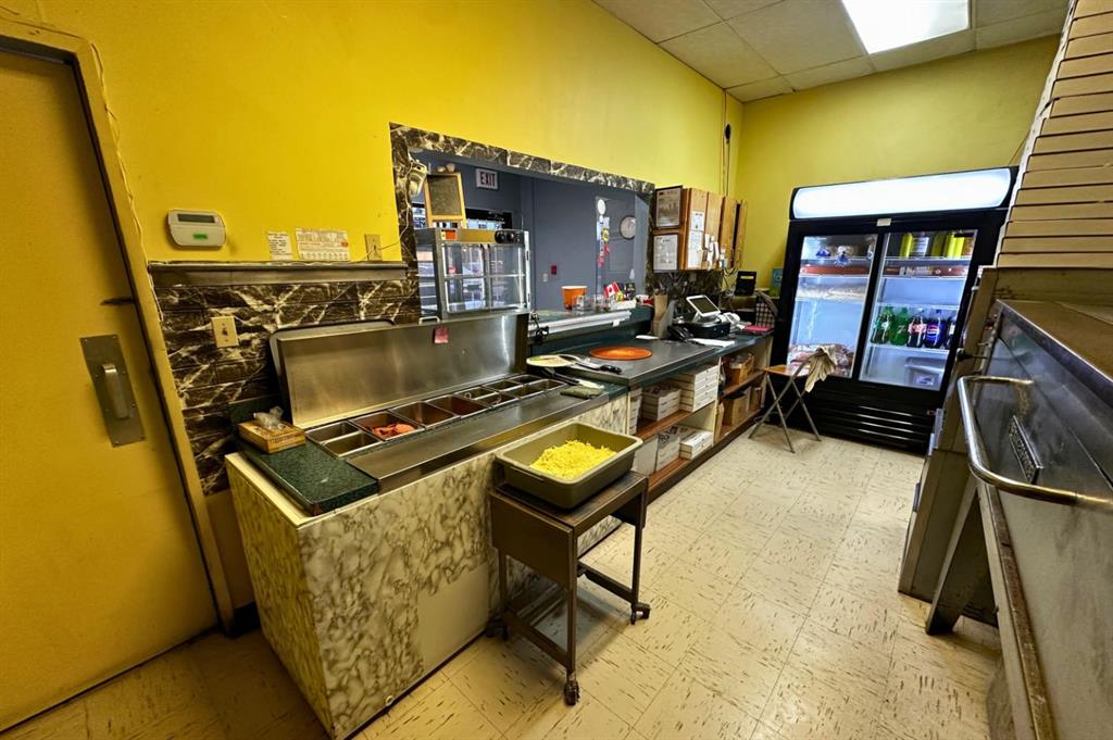 Picture for 123 Anywhere Street NE