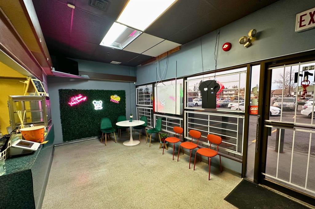 Picture for 123 Anywhere Street NE