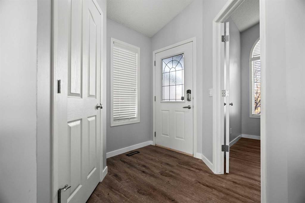 Picture for 49 Somerside Close SW