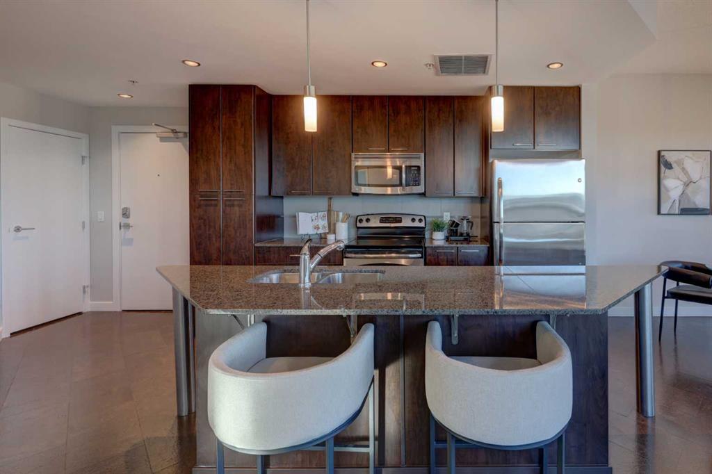 Picture for 605, 220 12 Avenue SE