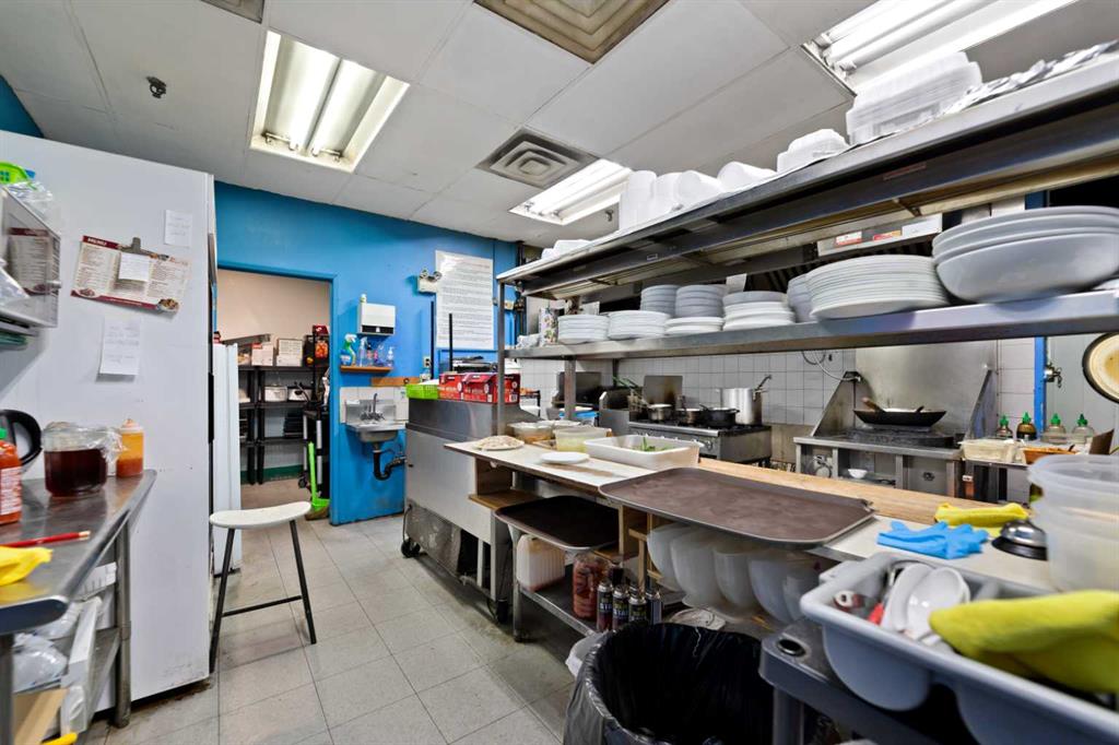 Picture for 3213 17 Avenue SE