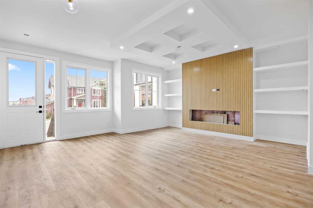 Picture for 192 Saddlelake Manor NE