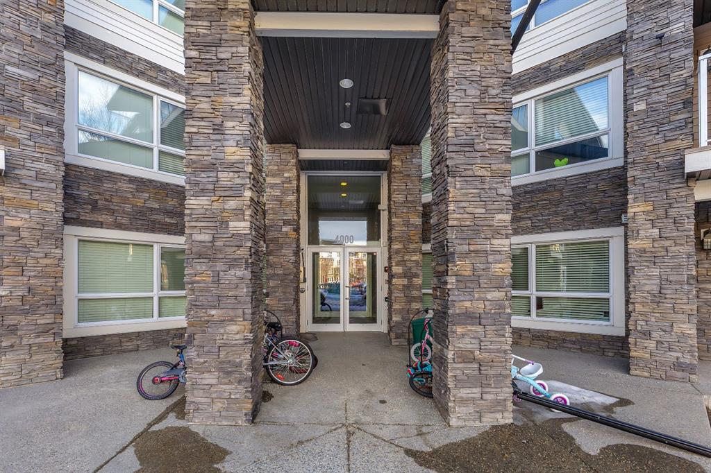 Picture for 4407, 240 Skyview Ranch Road NE