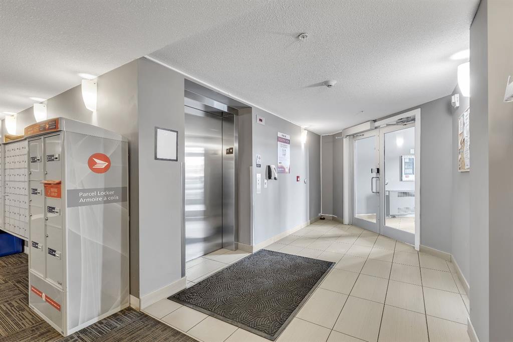 Picture for 4407, 240 Skyview Ranch Road NE