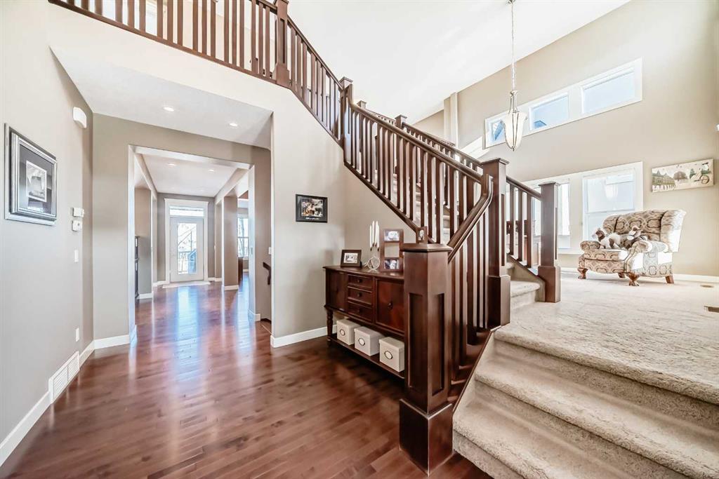 Picture for 49 Crestridge View SW