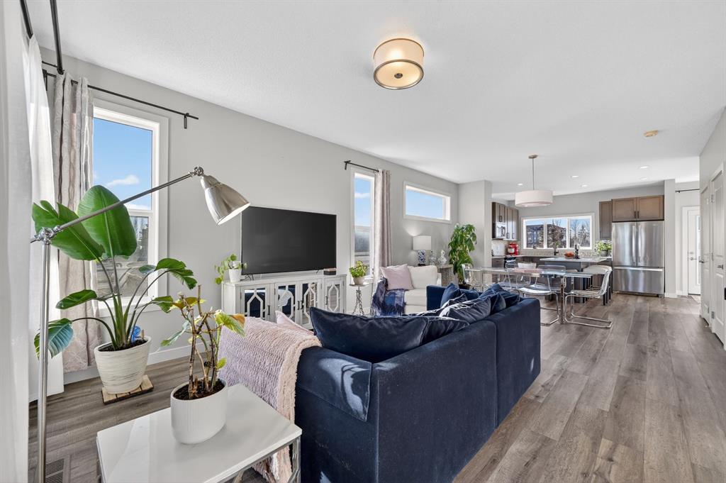 Picture for 9 Walcrest Gate SE