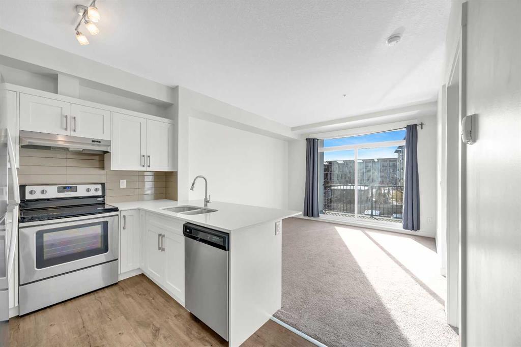 Picture for 211, 10 Walgrove Walk SE