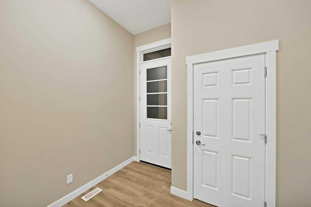 Picture for 77 Corner Glen Road NE