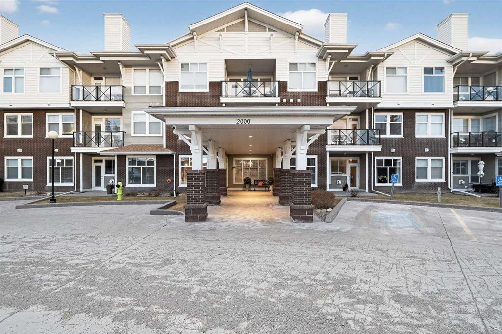 Picture for 2127, 1010 Arbour Lake Road NW