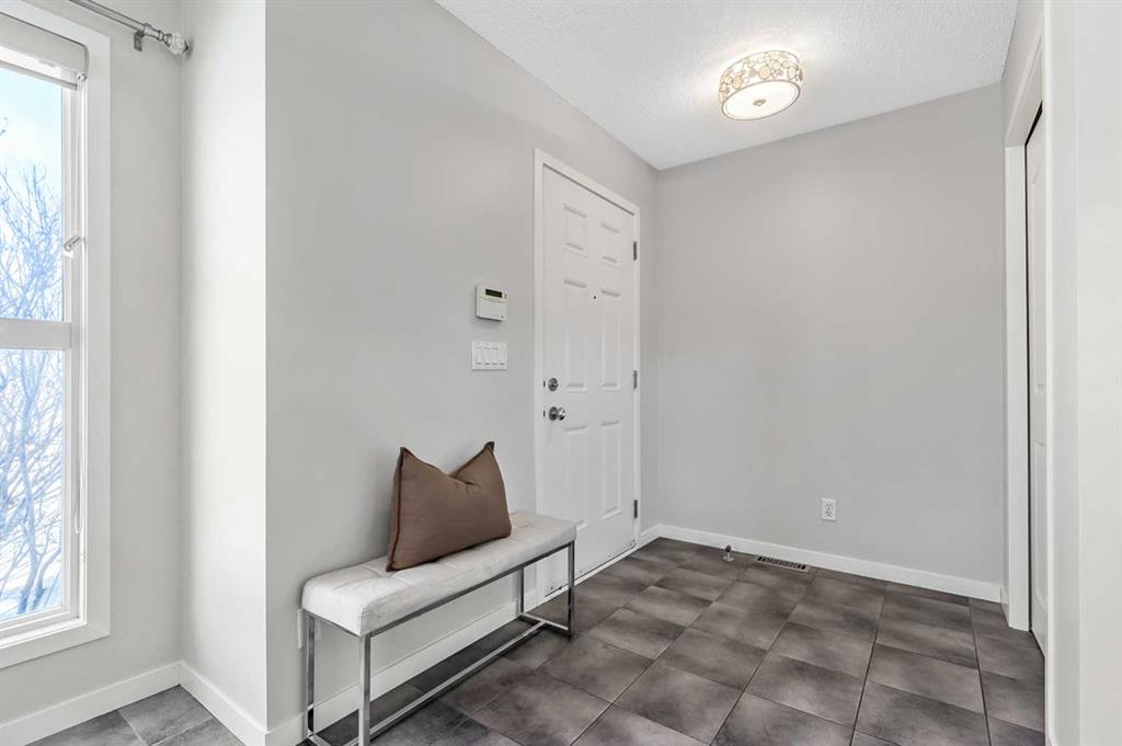 Picture for 6 Autumn Green SE