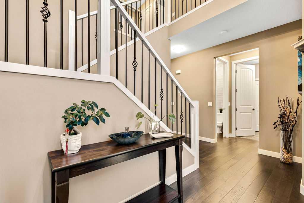 Picture for 205 Aspenmere Way 