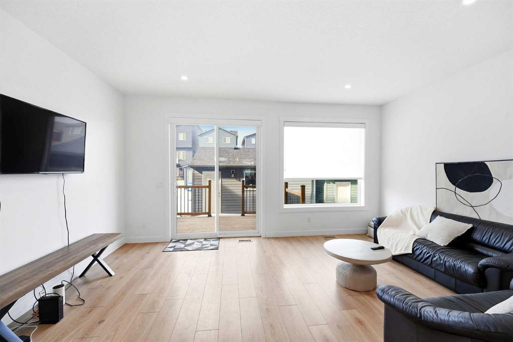 Picture for 29 Herron Mews NE