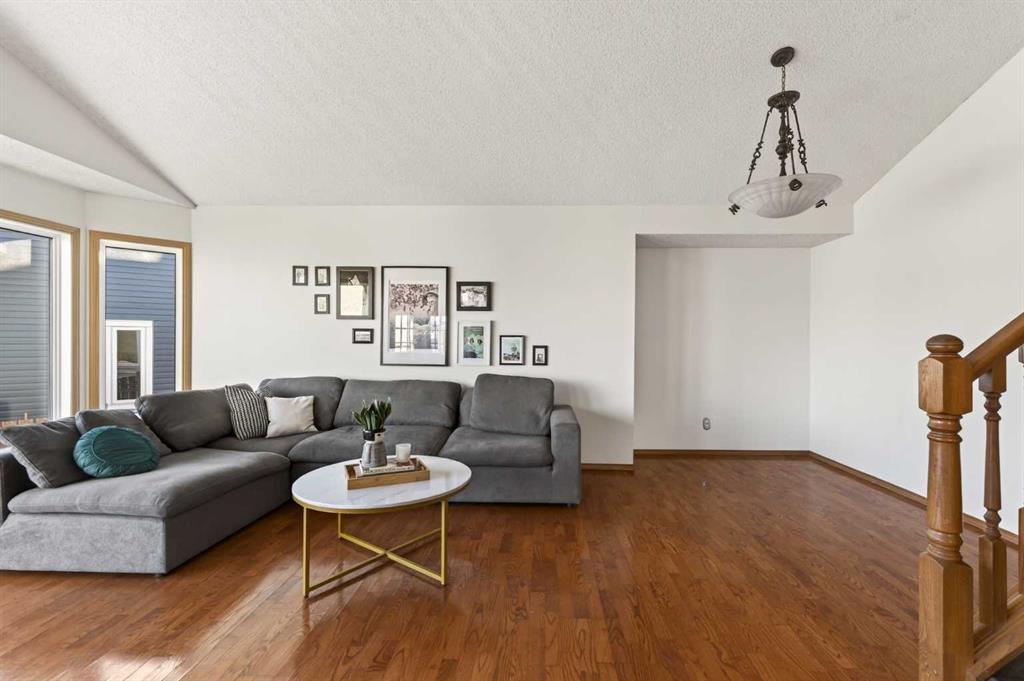 Picture for 51 Riverbirch Place SE