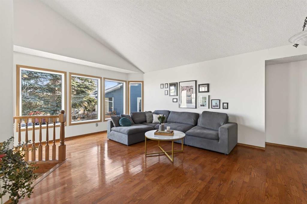 Picture for 51 Riverbirch Place SE