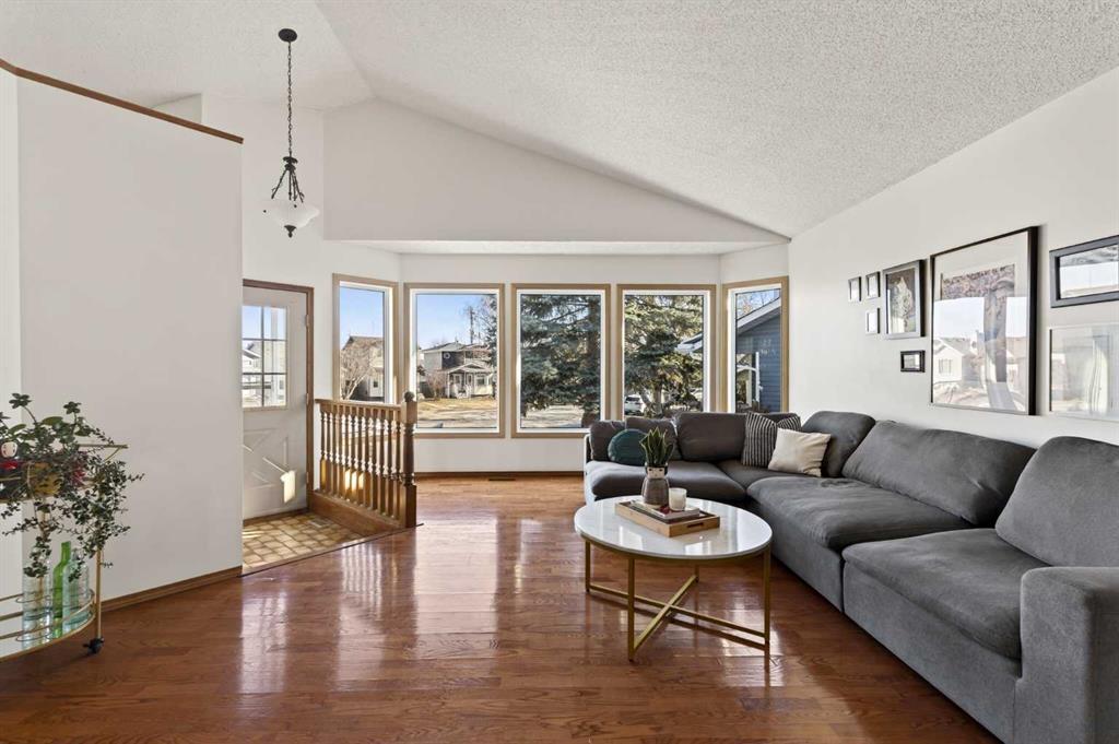 Picture for 51 Riverbirch Place SE