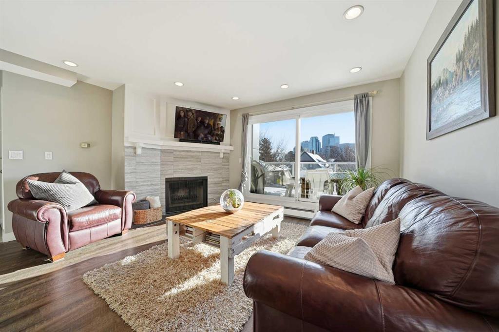 Picture for 4, 912 3 Avenue NW