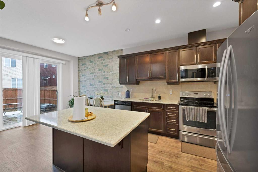 Picture for 33 Cityside Gardens NE