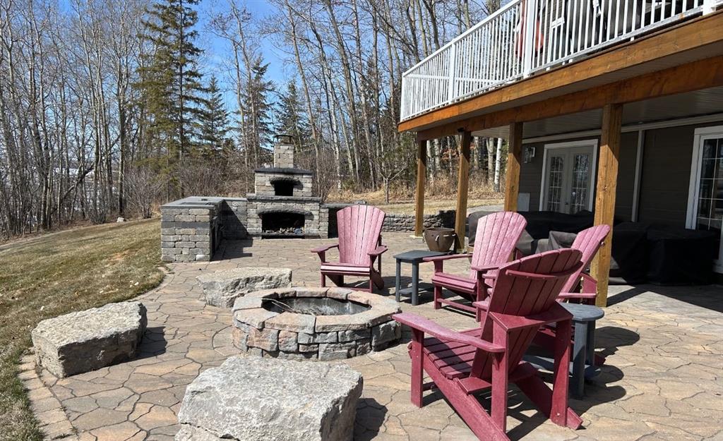 Picture for 725 Elk Street E