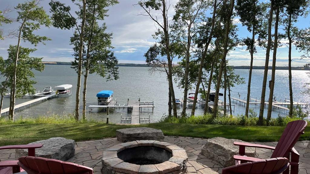 Picture for 725 Elk Street E