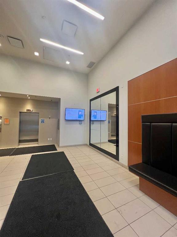 Picture for 2607, 211 13 Avenue SE