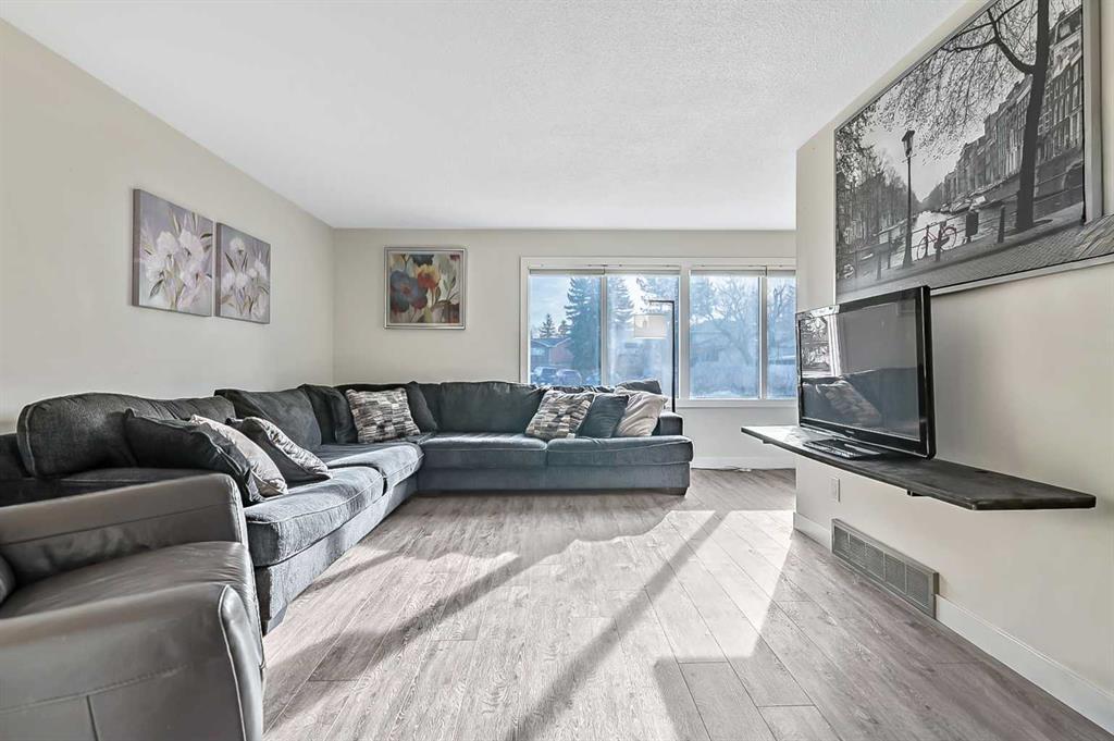 Picture for 222 Springwood Place SW