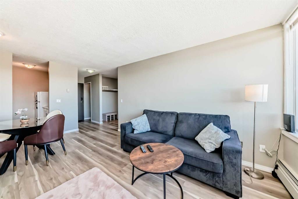 Picture for 507, 4820 47 Avenue 