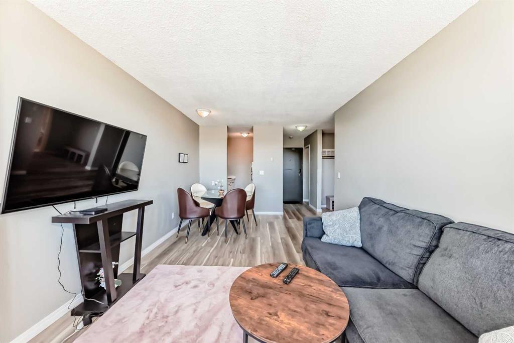 Picture for 507, 4820 47 Avenue 