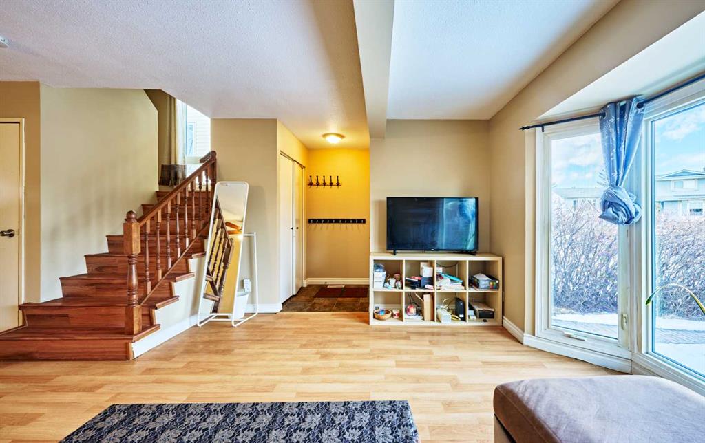 Picture for 51 Sunmills Court SW