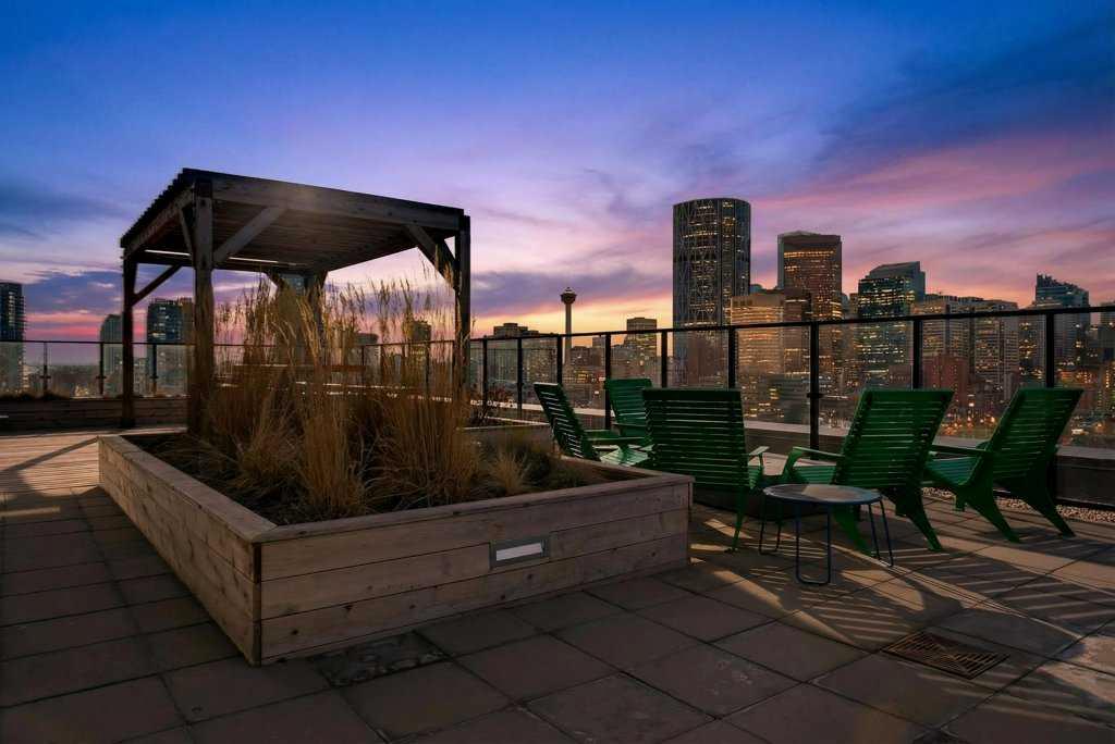 Picture for 206, 123 4 Street NE